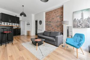 Cozy Bastille & The Marais N77