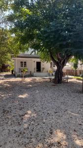 Rumah Akbar Villa Taliwang