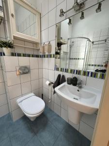 Blue Moon Main Square Apartment