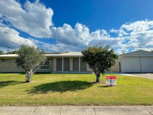 Sandy Paws - Burrum Heads- Walk to Beach -3BR- Aircon-Pool table