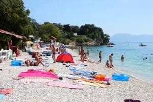 Apartments by the sea Gradac, Makarska - 23244 