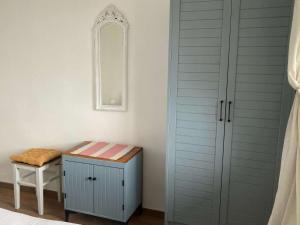 Apartments with parking space Senj - 23402