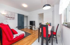 Nice Apartment In Veli Iz