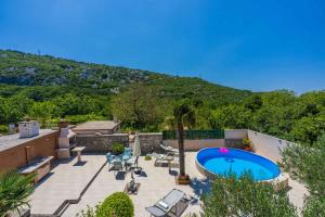 Holiday home in Grizane 45277