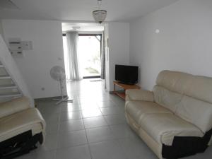 Le Barcarès - Villa T3 Coquette - Résidence Calme - Proche Plage, Port, et Village - Parking Privé - FR-1-799-38