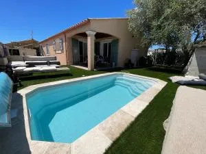 villa de charme PISCINE 10mns de la mer- La Safio - Poussan