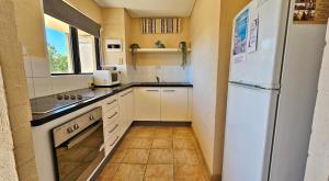 Riverview Holiday Apartment 112 - Kalbarri WA