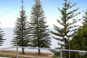 Landsborough Avenue - Beachmere