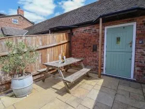 The Parlour - Dunham on the Hill