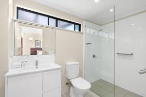 Tropic Nest - A Relaxed Resort Escape for Couples