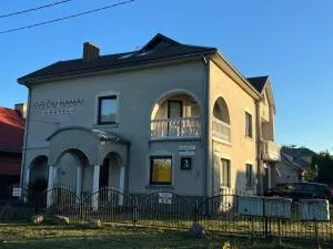 Svečių Namai Darželis - Vijoliai