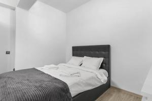 Heart of Bucharest #Victoriei