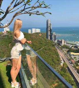 Sea View Spacious Condo Near Walking Street