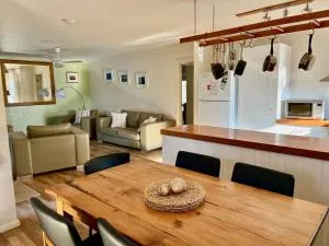 Lazy Sails Starboard - Pets welcome inside WiFi - 纳拉库特