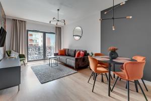 Dwie Motławy Riverside & City Center by Downtown Apartments