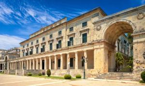 The Old Town Experience - next to Liston