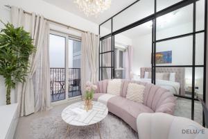 Chic 1BR Apartment at Collective 2 Tower A Dubai Hills by Deluxe Holiday Homes - Apartmány, Dubaj