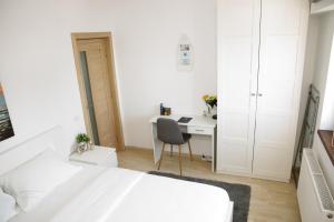 Sea Gem 3 Mamaia - Stunning Sea Views and 200m to Beach