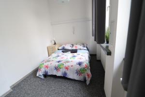 Fantastic Waw - J7 Room E