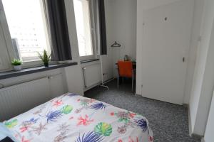 Fantastic Waw - J7 Room E