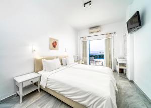 Double or Twin Room with Sea View room in Marisso Hotel