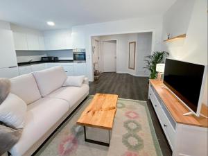 housingcoruña parrote