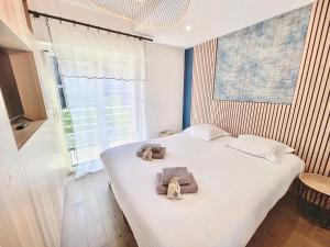 2 BR Croisette balcony & sea view Olam Properties