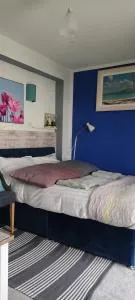 Joanna's Studio , Key Locker by WhatsApp Own entrance, Own Bathroom - Sluggera Cross Roads