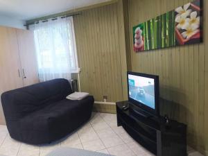 Studio Cosy au Calme, RER-2arrêts Stade-25minParis