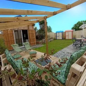 Dans une maison familiale avec jardin à 800m de la plage - 卡德维勒