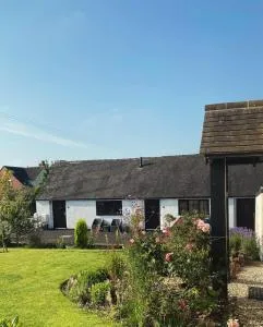 Little Park Holiday Homes Self Catering Cottages 1 & 2 bedrooms available close to Tutbury Castle - 塔特伯里