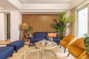 Stunning Tropical Oasis 3BR, Pool and Water Views