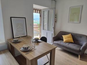 T2 cosy avec balcon & vue sur la vallée