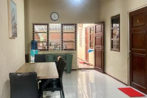 Hannie House II RedPartner