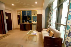 Hotel Opera Mahipalpur- Delhi Airport