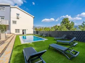 Villa Ivanovi Dvori - 格基卡琳