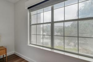 Blueground Gateway gym pool steps to stadium ATX-243