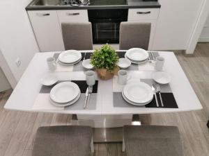 Maris apartment-Balcony with view and Free parking