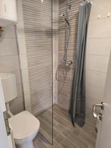 Hiška 111 s kopalnimi kartami