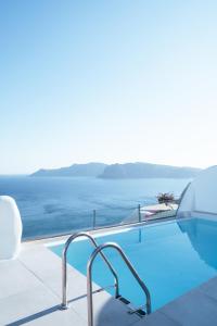 Presidential Suite with Private Heated Outdoor Pool & Caldera Sea View room in Elite Luxury Suites