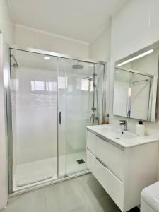 Palm Avenue - Adults Only -