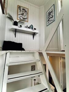 Seaside Retreat, Glacier View