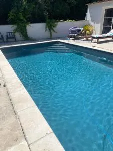 Villa piscine netflix - Langlade