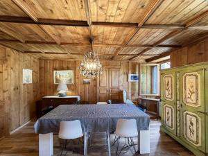 Swiss Alpine Retreat & View near Martigny