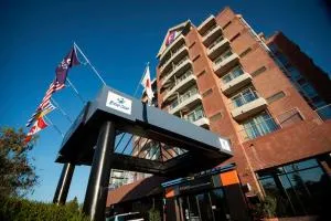 Coast Victoria Hotel & Marina by APA - Sequim