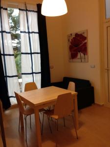 Loft 3, in centro, con giardino, a 150 m dal mare