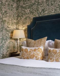 Double Room - Character room in Old Bell Hotel