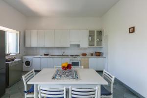 Villa Auruca` by BarbarHouse