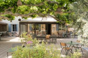 LE MAS DE LA TERRE - Chambres dhôtes