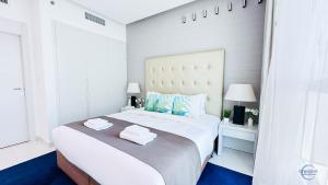 Chic One Bedroom Near Dubai Mall in Damac Voleo